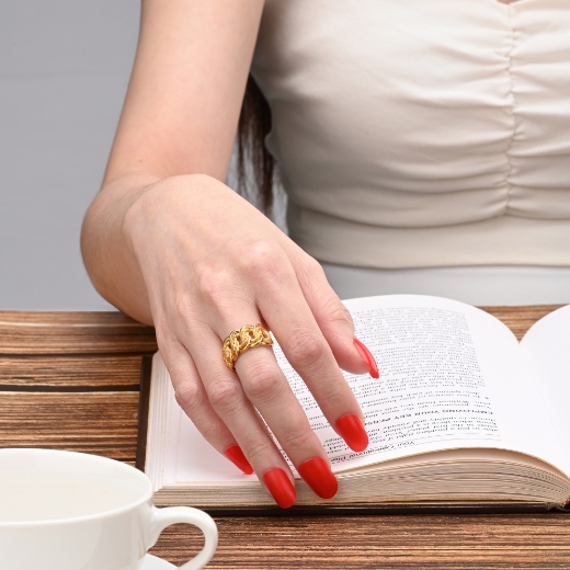 women double link ring