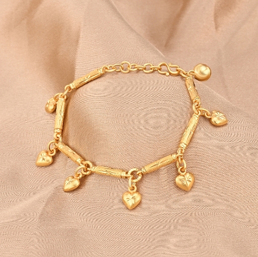 tiny heart chain bracelet