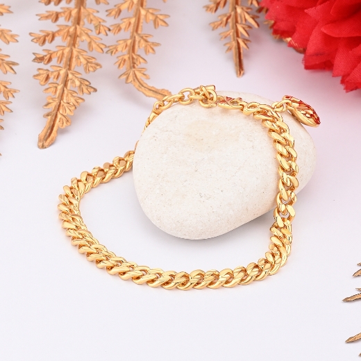 cuban chain bracelet with heart charm