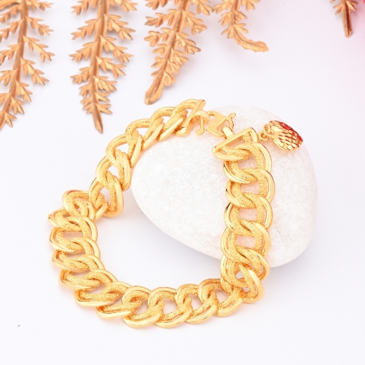 bold wavy bracelet