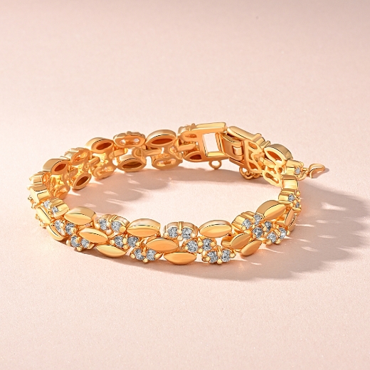layering link bracelet