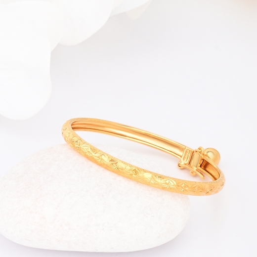 starry bangle kid