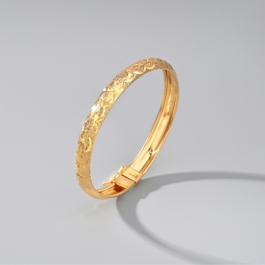 gold plated star bangle