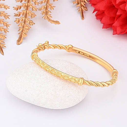 simple criss cross bangle