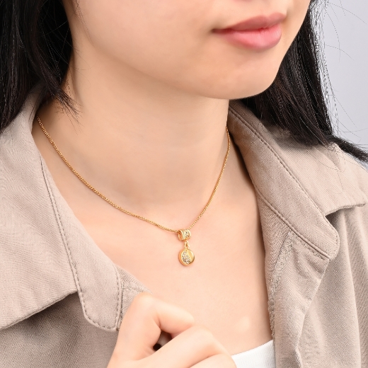 round pendant necklace for women