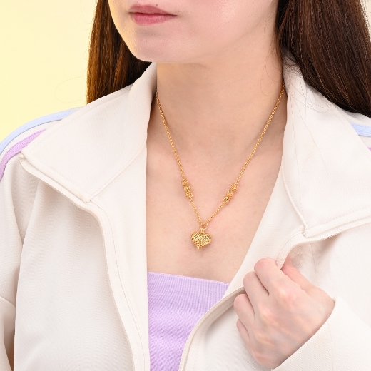 bold heart necklace teen