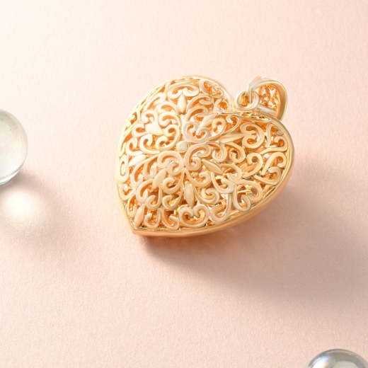 gold plated heart pendant necklace