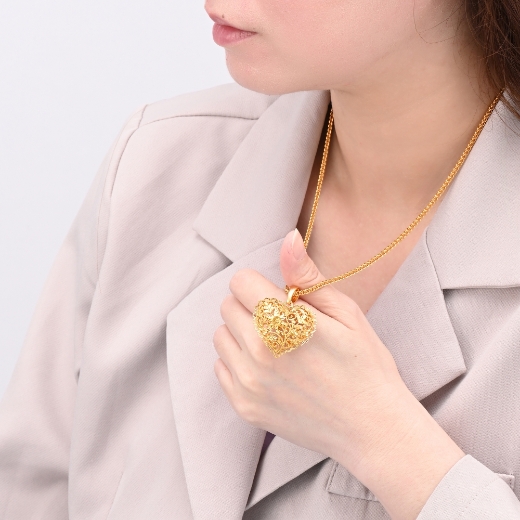 filigree heart pendant for girls