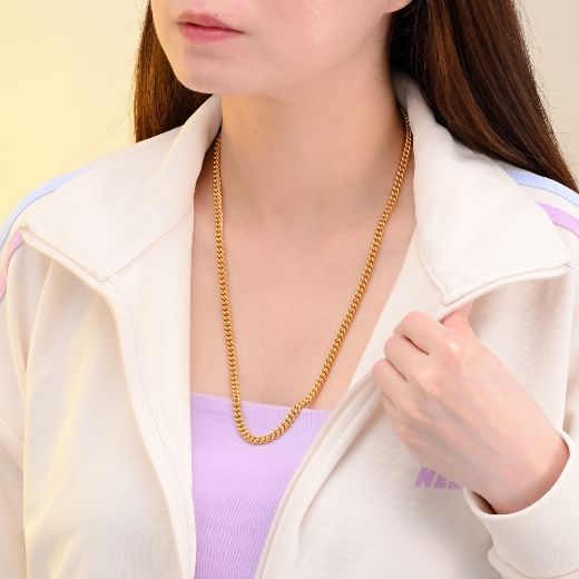 curb link chain with pendant