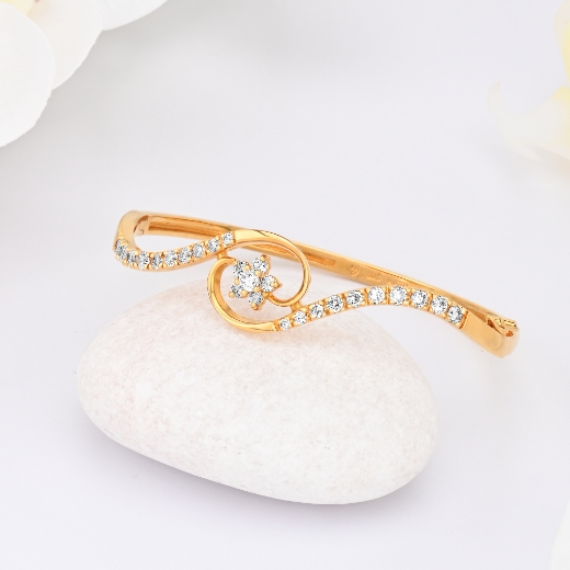 Wavy Flower Gold Plated Bangle