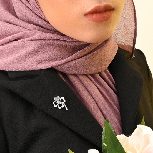 mini clover brooch for women
