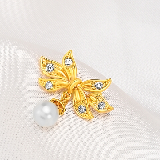 gold plated flower brooch